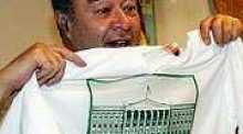 Mechai Viravaidya fordert eine bessere Sex-Aufklärung der Jugend und neue Anti-Aids-Programme.