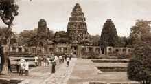 Phimai ist der grösste im Khmer-Stil errichtete Tempelkomplex im Nordosten des Landes. Prasat Hin Phimai wurde im frühen 12. Jahrhundert erbaut.