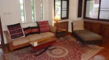 Jedes der neun Apartments verfügt über geschmackvolle Möbel mit Wohlfühl-Charakter, die zum Relaxen einladen.
