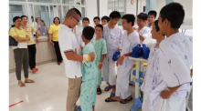 Die Jugendlichen im Krankenhaus in Chiang Rai. Foto: The Nation