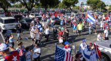 Kubano-Amerikaner demonstrieren in Hialeah, um die Proteste in Kuba zu unterstützen. Foto: epa/Cristobal Herrera-ulashkevich
