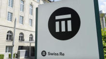Das Markenzeichen der Schweizer Rückversicherungsgesellschaft Swiss Re in Zürich. Foto: epa/Steffen Schmidt