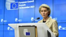 Die Präsidentin der Europäischen Kommission, Ursula von der Leyen, spricht auf einer Medienkonferenz nach einem EU-Gipfel in Brüssel. Foto: epa/Geert Vanden Wijngaert