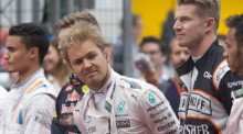 Nico Rosberg droht der Verlust der WM-Führung. Auch Sebastian Vettel und Nico Hülkenberg müssen wieder Boden gut machen. Pascal Wehrlein startet mit großer Zuversicht in den Grand Prix in Silverstone. Foto: epa/Valdrin Xhemaj
