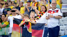  Jubel bei den deutschen Fußballfans. Foto: epa/Alan Morici