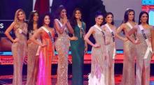 Die Finalistinnen der Wahl zur Miss Universe Puerto Rico 2021 warten im Santurce Fine Arts Center in San Juan auf die Ergebnisse. Foto: epa/Thais Llorca