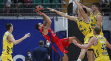 Alba Berlin gibt es nun auch bei weiteren Teams der Basketball-Bundesliga positive Corona-Tests. Foto:epa/Sergei Ilnitsky