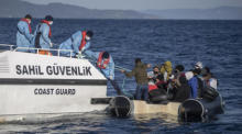 Migrantenrettungspatrouille der türkischen Küstenwache in der Ägäis. Foto: epa/Erdem Sahin