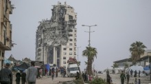 Intern vertriebene Palästinenser aus dem nördlichen Gaza-Streifen. Foto: epa/Mohammed Saber