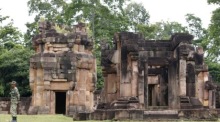 Ein Soldat sichert ein Grenzgebiet nahe eines umstrittenen Tempels an der Grenze zwischen Thailand und Kambodscha. Archivfoto: epa/Rungroj Yongrit