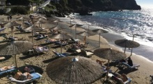 Der Strand von Ermones auf Korfu. Foto: epa/Andy Rain
