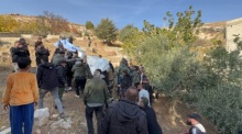 In Beit Jinn wird ein Opfer des israelischen Angriffs beigesetzt,bei dem laut syrischen Stellen dreizehn Menschen starben und weitere verletzt wurden. Foto: EPA/Mohammed Al Rifai