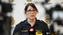 Die schwedische Polizeichefin von Malmö, Petra Stenkula, spricht auf einer Pressekonferenz einen Tag nach einer Schießerei in einem Einkaufszentrum in Malmö. Foto: epa/Jonah Nilsson