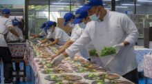 Ein eingespieltes Küchenteam bereitet Speisen für Veranstaltungen jeder Größenordnung professionell und termingerecht zu. Foto: Casa Pascal