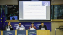 Der Untersuchungsausschuss des Europäischen Parlaments untersucht in Brüssel den Einsatz der Spähsoftware Pegasus in Griechenland. Foto: epa/Olivier Hoslet