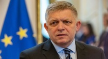 Robert Fico bei einer Pressekonferenz nach dem Treffen mit Ungarns Premier Viktor Orban in Bratislava. Foto: epa/Martin Divisek