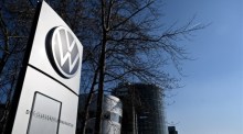 A volkswagen (VW) logo in front of the Volkswagen Glaeserne Manufaktur (Transparent Factory) in Dresden. Photo: epa/Filip Singer