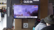 Nord Korea startet eine ballistische Rakete inmitten von Militärübungen zwischen den USA und Südkorea. Foto: epa/Jeon Heon-kyun