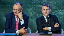 Friedrich Merz und Emmanuel Macron nehmen in Berlin an einem Treffen zur europäischen digitalen Souveränität teil. Foto: AP/dpa/ebrahim Noroozi/pool