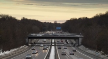 Verkehr auf der deutschen Autobahn A95 bei München. Foto: EPA-EFE/Lukas Barth-tuttas