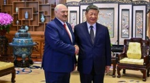 Alexander Lukashenko trifft in Peking mit Xi Jinping zusammen. Foto: EPA/Belarussischer Präsidialdienst/handout