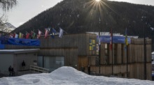 Außenansicht des Kongresszentrums vor Beginn der Jahrestagung des Weltwirtschaftsforums in Davos. Foto: epa/Gian Ehrenzeller