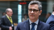 Spaniens Justizminister Félix Bolaños nimmt am EU-Justizministerrat in Brüssel teil. Thema sind Kooperation und Aufarbeitung von Verbrechen in der Ukraine. Foto: epa/Olivier Hoslet