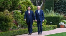 Der US-Präsident Joe Biden (R) und der chinesische Präsident Xi Jinping in Woodside. Foto: epa/Xinhua