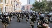Boliviens Präsident prangert "irreguläre Mobilisierungen" des Militärs in La Paz an. Foto: epa/Luis Gandarillas
