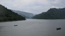 Thailand bereitet sich auf mögliche Trockenphasen vor und will die Wasserreserven in den Stauseen gezielt sichern. Im Bild der Khun Dan Prakarn Chon Dam in Nakhon Nayok. Foto: Noppon Meenuch/Unsplash
