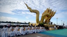 Das Bung-Fai-Phaya-Nak-Festival zieht jedes Jahr bis zu 400.000 Besucher an das Mekongufer in Nong Khai. Foto: The Nation
