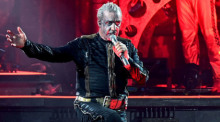 Till Lindemann, Frontsänger von Rammstein, steht während eines Deutschland-Konzerts auf der Bühne. Foto: Malte Krudewig/dpa