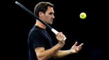 Roger Federer während einer Trainingseinheit. Der 20-fache Grand-Slam-Champion gab letzte Woche bekannt, dass er seine professionelle Tenniskarriere nach dem Laver Cup beenden wird. Foto: James Manning/Pa Wire/dpa
