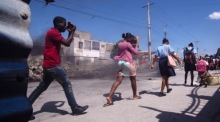 Neue Demonstrationen in der haitianischen Hauptstadt werden durch Gewalt ausgelöst. Foto: epa/Mentor David Lorens
