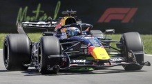Max Verstappen fährt im Training zum Großen Preis von Kanada über den Circuit Gilles Villeneuve in Montreal. Foto: EPA/Cristobal Herrera-ulashkevich