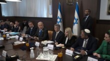 Die wöchentliche Kabinettssitzung der israelischen Regierung. Foto: epa/Maya Alleruzz