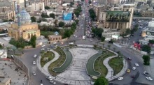 Drohnenaufnahme des Al-Firdos-Platzes im Zentrum von Bagdad. Der Platz gilt als wichtiger Verkehrsknotenpunkt und symbolischer Ort der irakischen Hauptstadt. Foto: epa/Ahmed Jalil