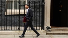 Englands Premierminister Rishi Sunak verlässt die Downing Street in London. Foto: epa/Neil Hall