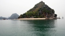 Bei einem Bootsunglück vor der Insel Phú Quốc im Golf von Thailand kamen mindestens 15 indische Touristen ums Leben. Archivfoto: epa/Luong Thai Linh