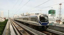 Ein technischer Defekt schränkte den Betrieb des Airport Rail Link am Flughafen Suvarnabhumi zeitweise erheblich ein. Foto: epa/Narong Sangnak