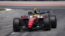 Lewis Hamilton im Ferrari während des Formel-1-Rennens auf dem Circuit de Barcelona-Catalunya. Foto: EPA/Siu Wu