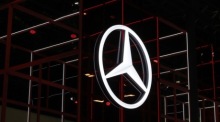 Das Logo von Mercedes-Benz auf der Thailand International Motor Expo 2024 in Bangkok. Foto: EPA/Narong Sangnak