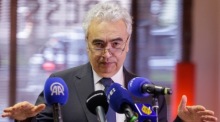 IEA-Chef Fatih Birol äußert sich in Brüssel zur globalen Energiepolitik und aktuellen Herausforderungen auf den Energiemärkten weltweit. Foto: epa/Olivier Matthys