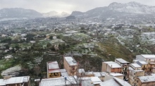 Schneefall in den Bergen bei Palermo, Insel Sizilien. Foto: epa/Igor Petyx