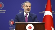 Der türkische Außenminister Hakan Fidan bei einer Pressekonferenz in Ankara. Foto: epa/Necati Savas
