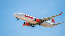 Thai Lion Air passt wegen gestiegener Treibstoffkosten und schwächerer Nachfrage ihren Flugplan an und streicht vorübergehend zahlreiche Verbindungen. Bild: M21Perfect / Adobe Stock