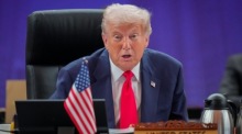 US-Präsident Donald Trump spricht während des Gipfeltreffens der Vereinigung südostasiatischer Staaten (ASEAN) in Kuala Lumpur. Foto: epa/Vincent Thian