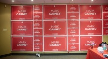Einblick in das lokale Wahlkampfbüro des Vorsitzenden der Liberalen Partei und derzeitigen Premierministers Mark Carney im Wahlkreis Nepean am Wahltag. Foto: epa/Eric Reid