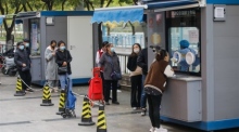 Die chinesischen Städte WuHan und Guangzhou verschärfen die COVID-19-Bestimmungen, um den Ausbruch der Pandemie zu verhindern. Foto: epa/Wu Hao