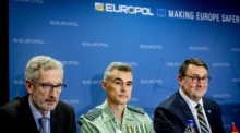 Europol erläutert in Den Haag Maßnahmen gegen terroristische Propaganda im Internet. Foto: epa/Robin Utrecht